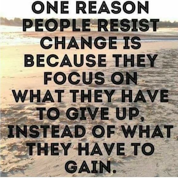 Meet your Posher, Laura - Picture 4 of 7